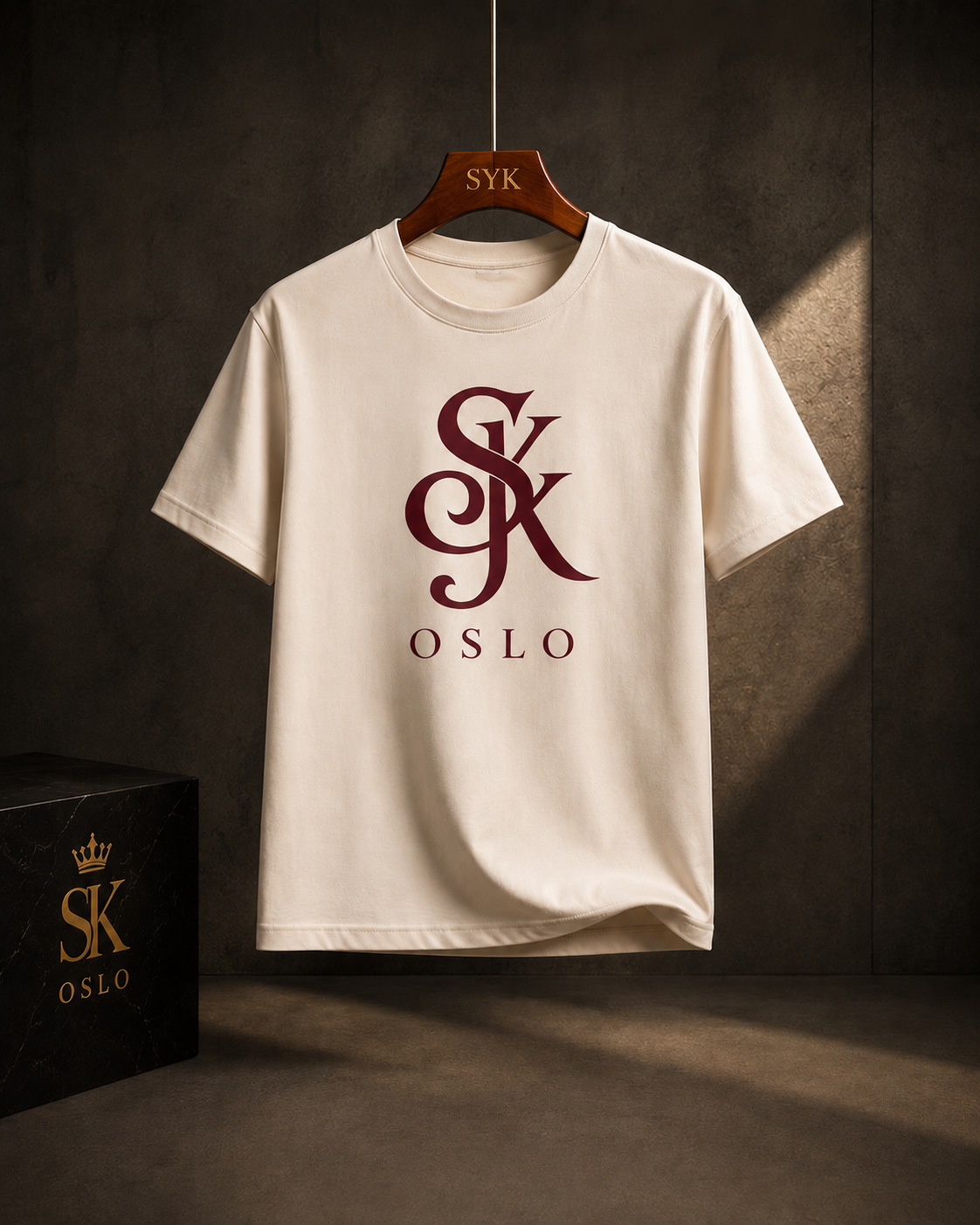 SYK OSLO Tee – Cream/Burgundy